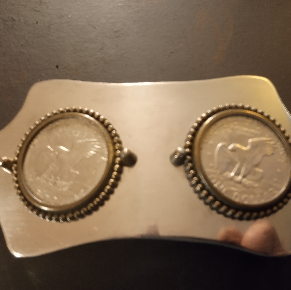Stainless steel belt buckle with 2  silver dollar coin$